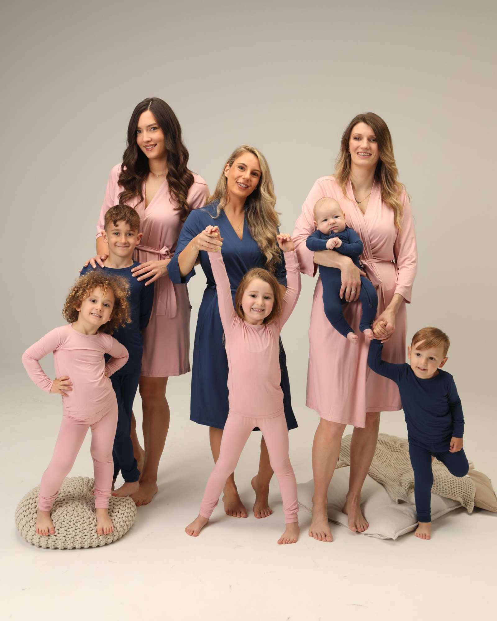 Magnolia Maternity Robe