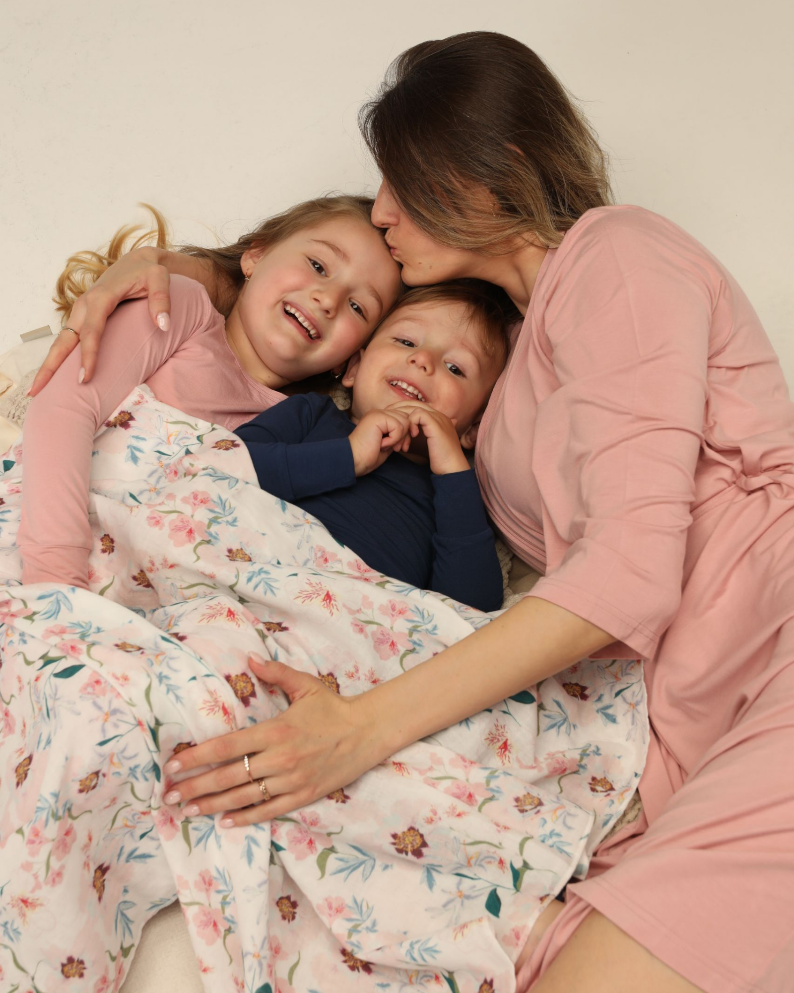 Magnolia Long Sleeve Bamboo Pajamas